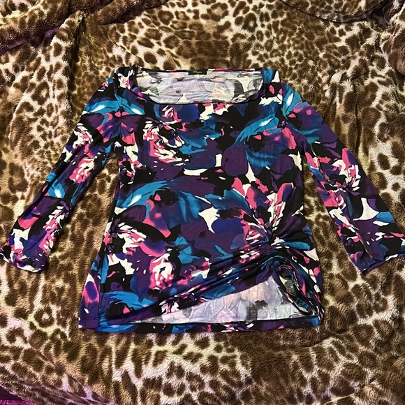 Vibrant Multicolor Abstract half sleeve floral Top - Picture 1 of 6